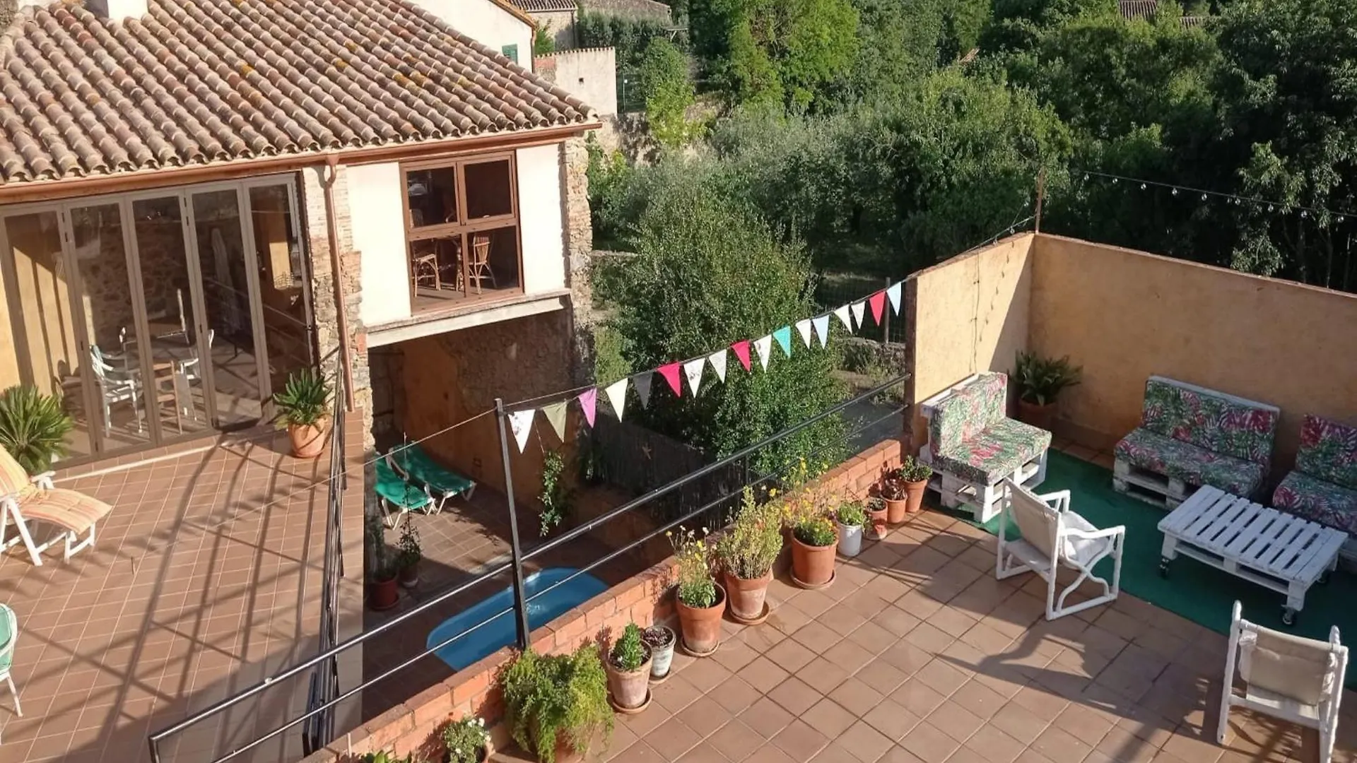 Casa Carina Apartment Ullastret بيت للعطل